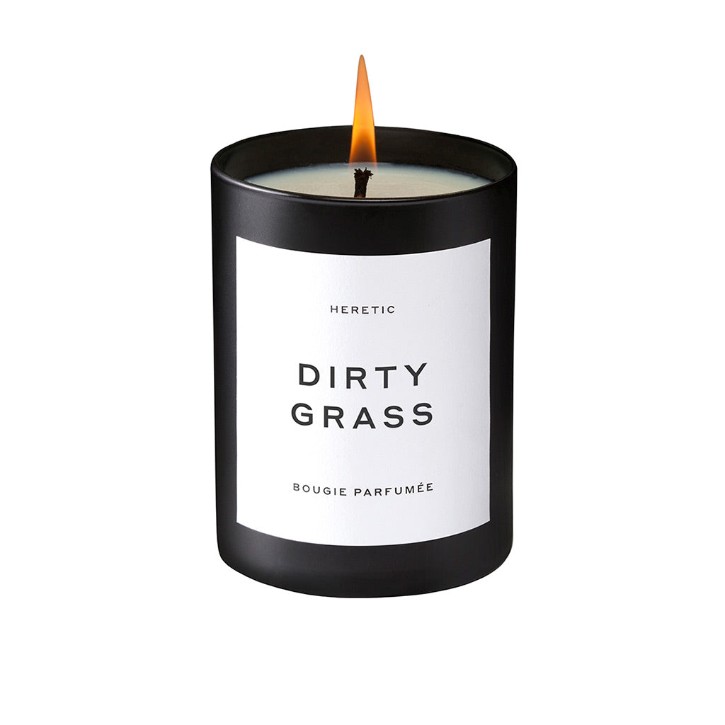 Dirty Grass Candle Lit